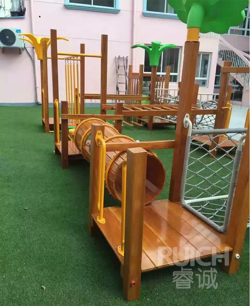 兒童戶外木質(zhì)組合滑梯E